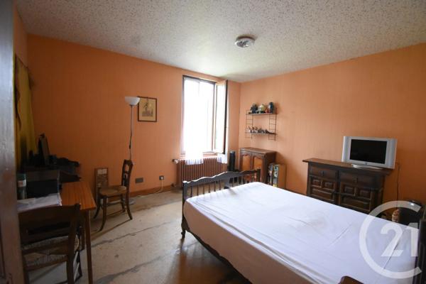 Maison à vendre  5 pièces - 152 m 2   CUSSET  - 03