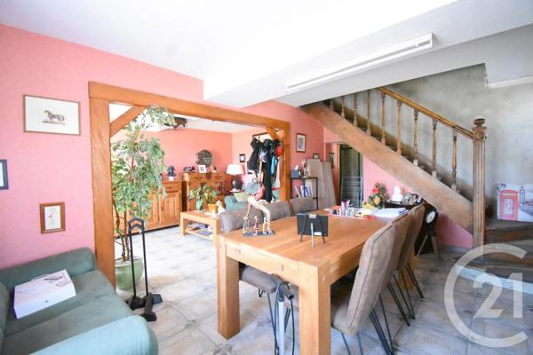 Maison à vendre  5 pièces - 152 m 2   CUSSET  - 03