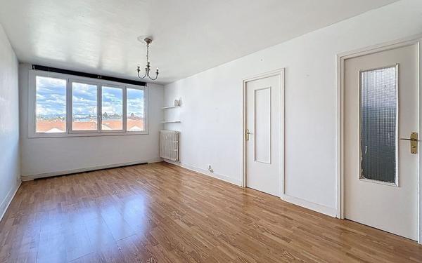 Appartement à vendre    1 pièce • 34,91 m2 Brunoy