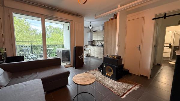 Appartement T2 Villeurbanne 69100 proche tête d'or,41m2, balcon à vivre, copropriété récente, possibilité garage .