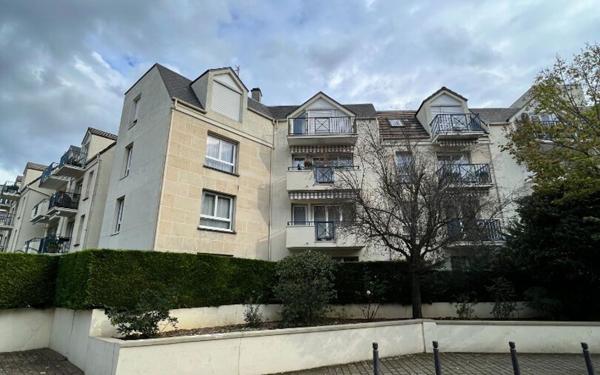 Appartement à louer    1 pièce • 35 m2 Antony