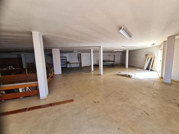Mont de Marsan centre - Immeuble 1200m² à réhabiliter en logements ou à exploiter en locaux professionnels