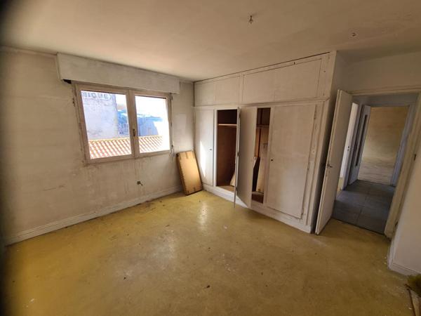 Mont de Marsan centre - Immeuble 1200m² à réhabiliter en logements ou à exploiter en locaux professionnels