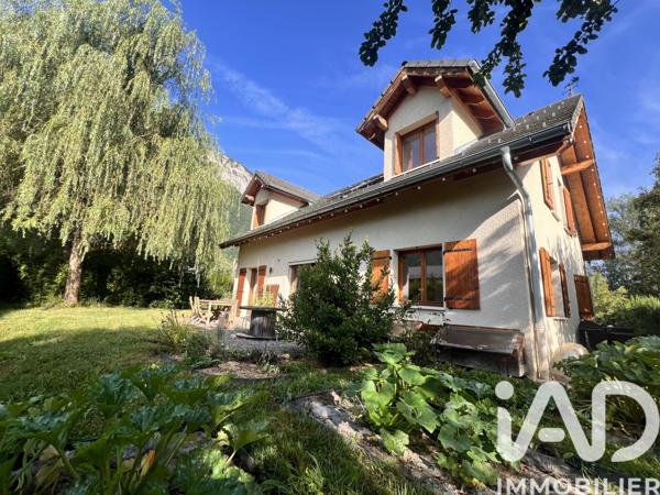 Maison à vendre 6 pièces 197 m² Le Bourg-d'Oisans