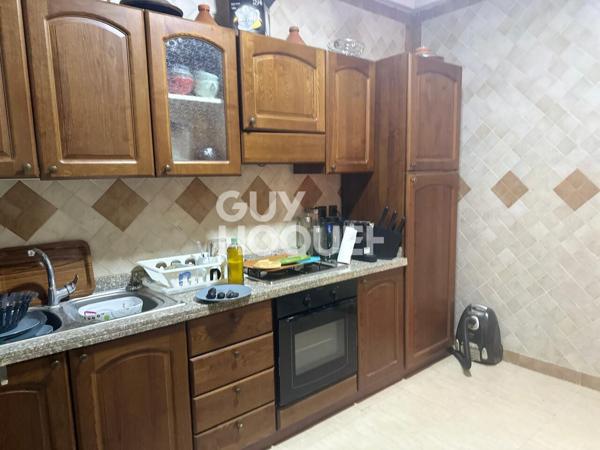 À vendre : Appartement spacieux de 3 pièces à Guéliz, Marrakech