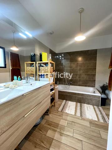 Maison 5 pièces - 135 m²