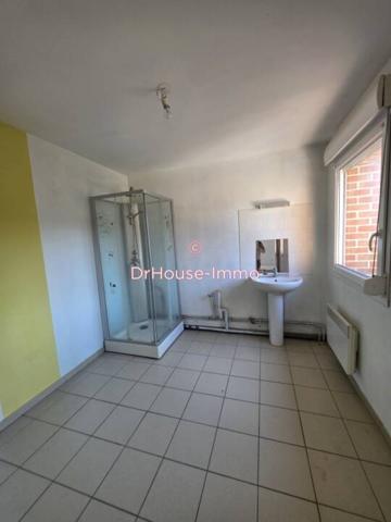 Commerce à louer 5 pièces de 130 m²