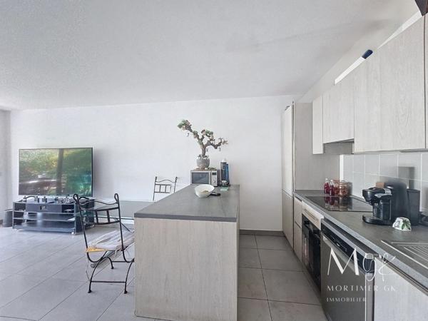 Appartement en rez-de-jardin à NICE CORNICHE FLEURIE (06200)