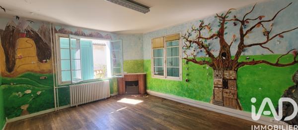 Maison à vendre 7 pièces 145 m² Saint-Jean-d'Angély
