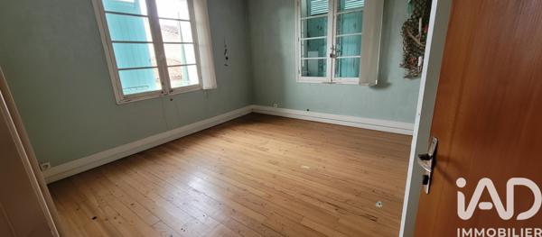Maison à vendre 7 pièces 145 m² Saint-Jean-d'Angély