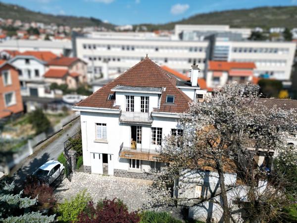 Maison La Glacière – 220 m² habitables – Jardin – 348 000 €