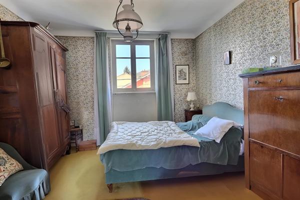 Maison La Glacière – 220 m² habitables – Jardin – 348 000 €