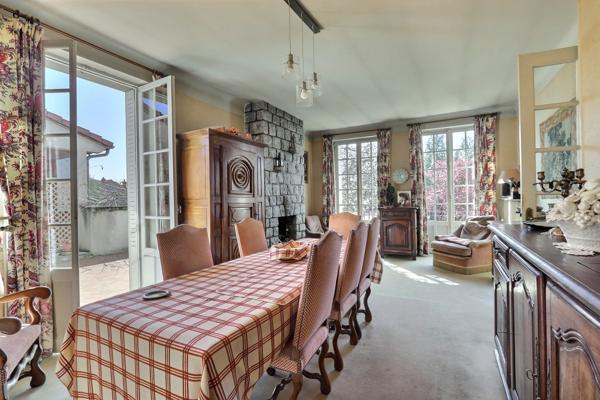 Maison La Glacière – 220 m² habitables – Jardin – 348 000 €