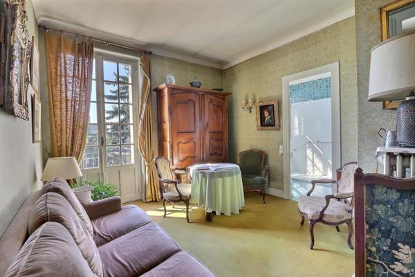 Maison La Glacière – 220 m² habitables – Jardin – 348 000 €