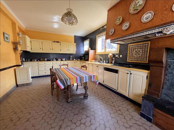 Maison à vendre |  Saint-Lizier |  10 pièces | 263,1 m²