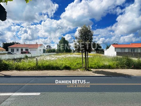 Terrain à vendre de 550 m² LA CHAIZE GIRAUD (85)