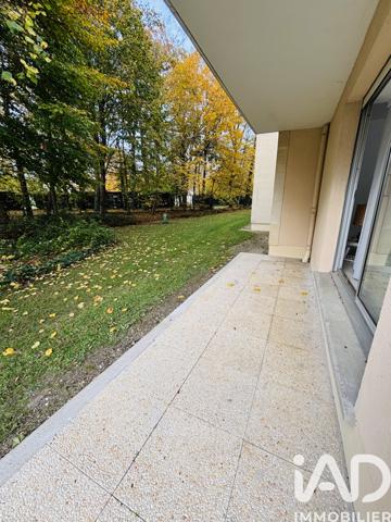 Location appartement 2 pièces 74 m² Compiègne