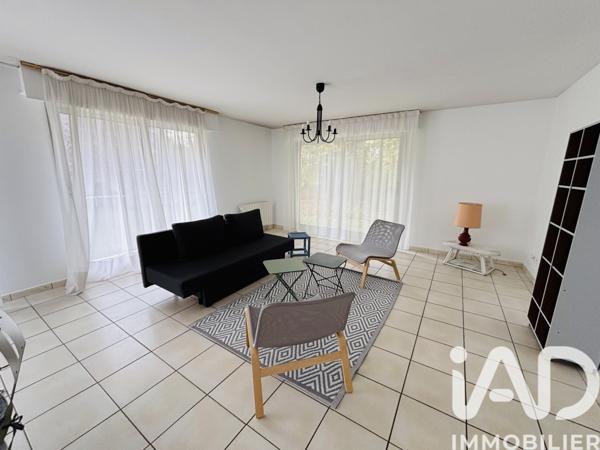 Location appartement 2 pièces 74 m² Compiègne