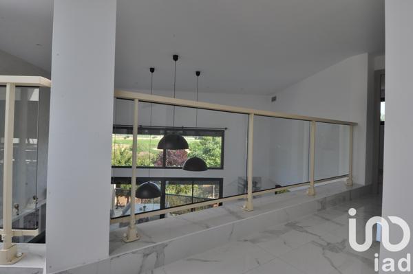 Maison à vendre 5 pièces 246 m² Clarensac