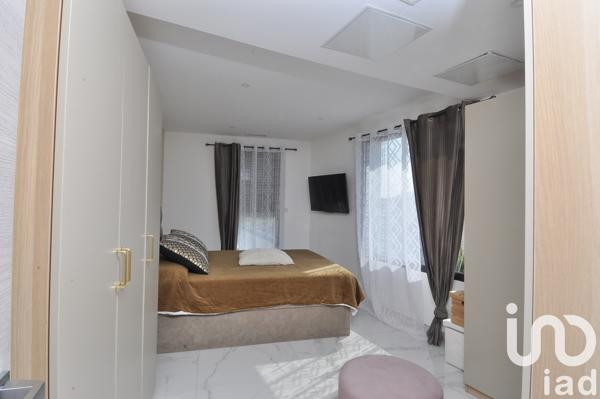 Maison à vendre 5 pièces 246 m² Clarensac