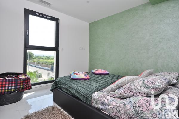 Maison à vendre 5 pièces 246 m² Clarensac