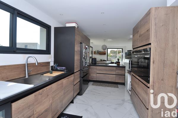 Maison à vendre 5 pièces 246 m² Clarensac