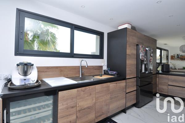 Maison à vendre 5 pièces 246 m² Clarensac