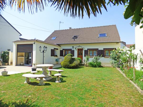 Maison Neuilly Sur Marne 7 pièce(s) 180 m2
