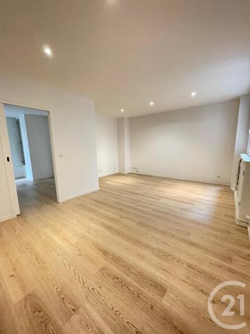 Appartement F2 à vendre  2 pièces - 47 m2 PARIS - 75008