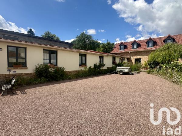 House for sale 8 rooms 160 m² Pont-de-Metz