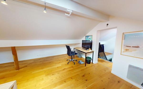 Appartement à vendre    4 pièces • 115,03 m2 Asnières-sur-Seine