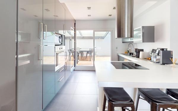 Appartement à vendre    4 pièces • 115,03 m2 Asnières-sur-Seine