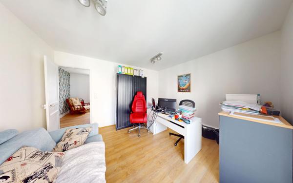 Appartement à vendre    4 pièces • 115,03 m2 Asnières-sur-Seine