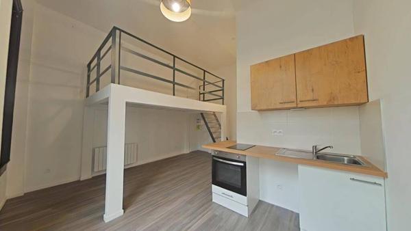 STUDIO PLACE DE L'HOTEL DE VILLE