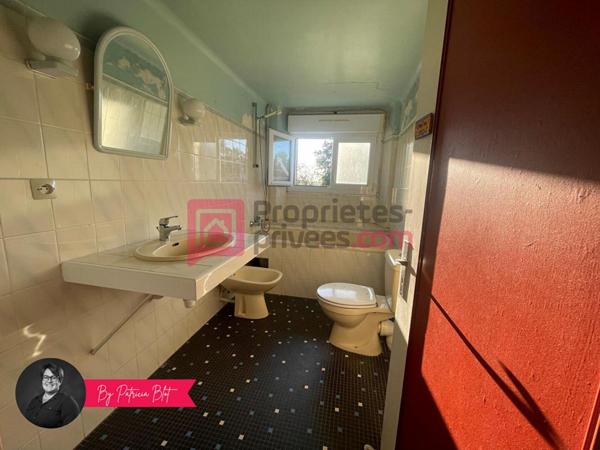 Ancien corps de ferme en pierre - charme, calme et potentiel à la campagne