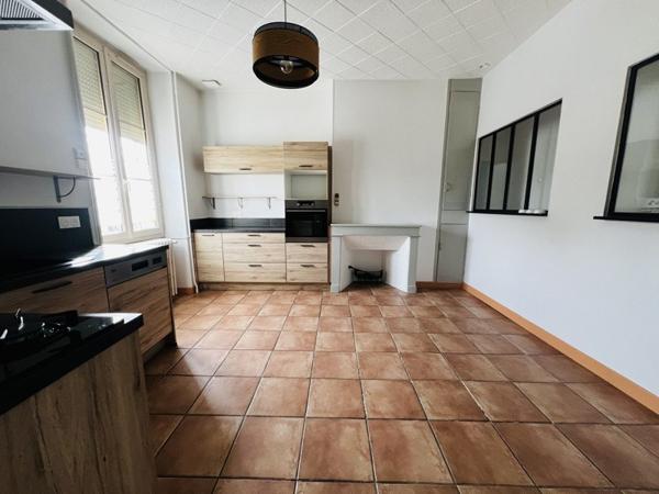 Immeuble à vendre 187 424 € Dun-sur-Auron 350 m² DPE E