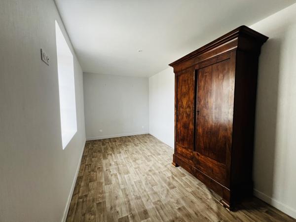 Immeuble à vendre 187 424 € Dun-sur-Auron 350 m² DPE E