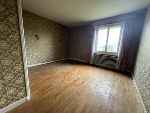 Maison à vendre |                                       Linars |                                        4 pièces  |  104 m²