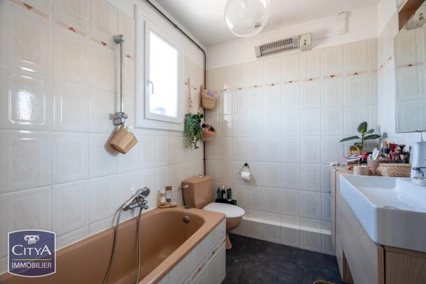 Appartement à vendre 3 pièces 61m² Rognac (13340)