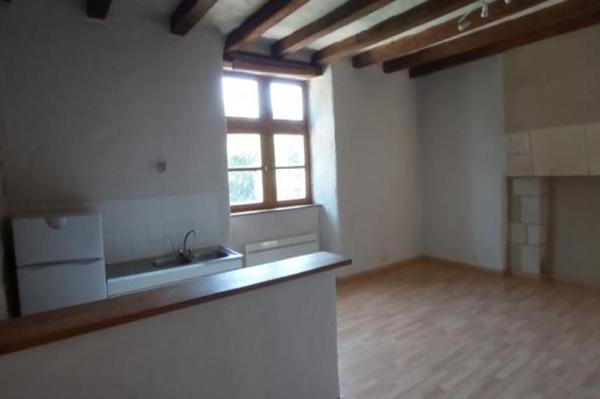 Location - Appartement 2 pièces 44 m 2 LA RICHE (37520)