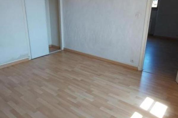 Location - Appartement 2 pièces 44 m 2 LA RICHE (37520)