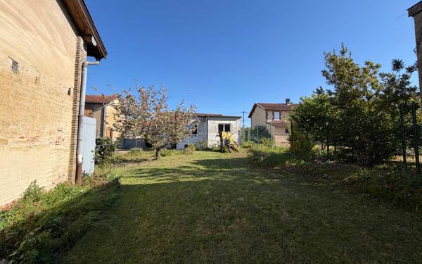 Maison à vendre    4 pièces •  Laheycourt