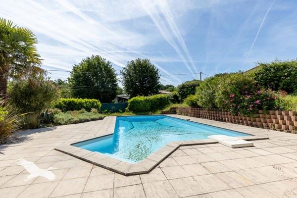 Maison à vendre 265 000 € Saint-Sauveur 4 p 98 m² DPE D
