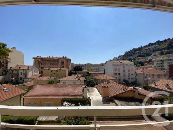 Appartement Studio à vendre  1 pièce - 30,67 m 2   NICE  - 06