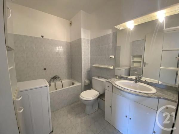Appartement Studio à vendre  1 pièce - 30,67 m 2   NICE  - 06
