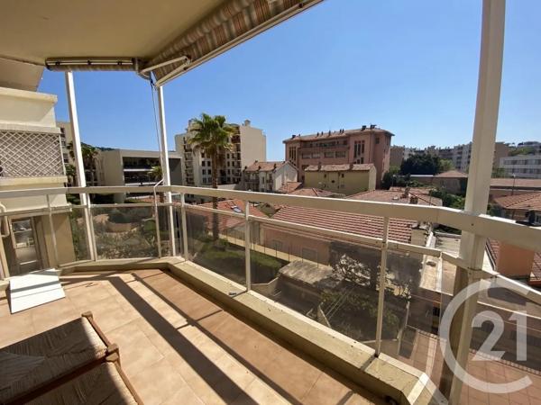 Appartement Studio à vendre  1 pièce - 30,67 m 2   NICE  - 06