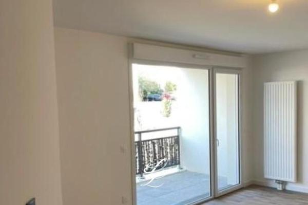 Location - Appartement 3 pièces 63 m 2 TOURS (37100)