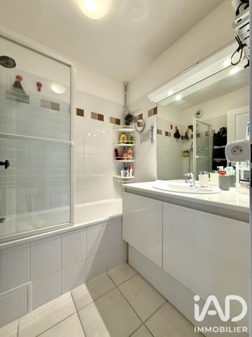 Appartement à vendre 3 pièces 64 m² Cogolin