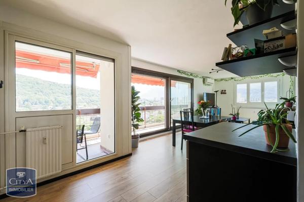 Appartement à vendre 4 pièces 83m² Échirolles (38130)