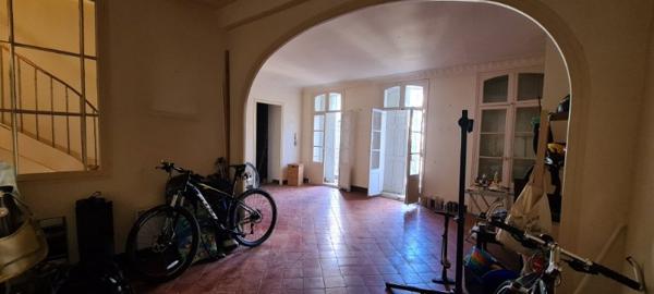 MAGNIFIQUE SPACIEUSE MAISON BOURGEOISE AVEC TERRASSE